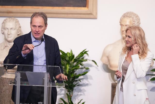 Un intervento dal palco