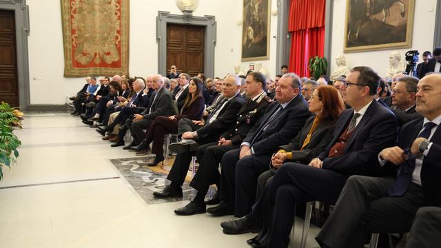 Autorità e ospiti in prima fila