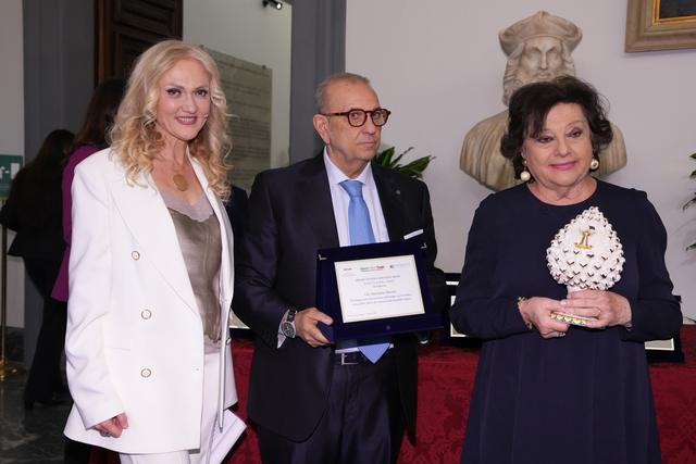 La premiazione dell'On. Simonetta Matone